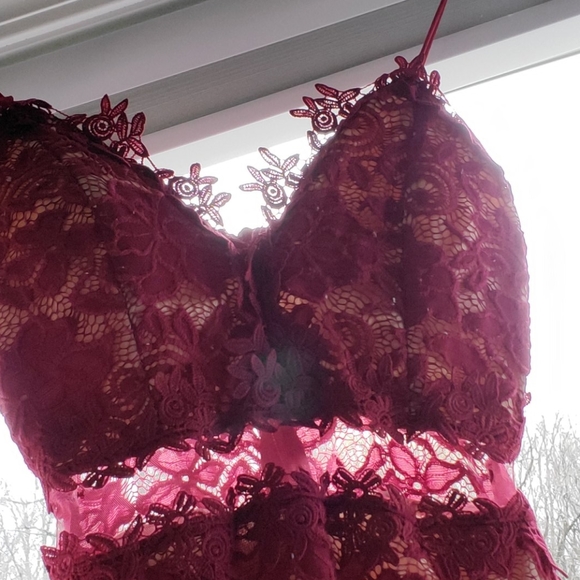 Homecoming dress worn once - Picture 3 of 4